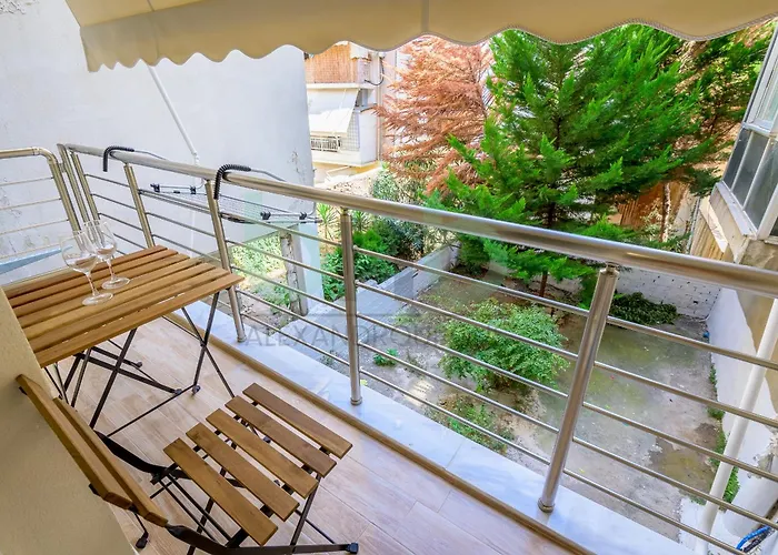 Spiridon Lux Central Apt